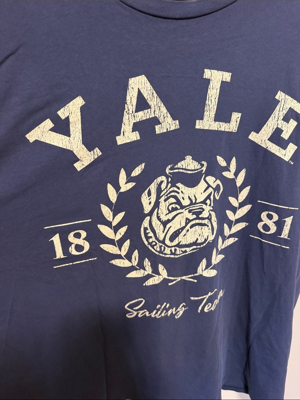 YALE University Navy Short Sleeve Tee - Large - Picture 3 of 10